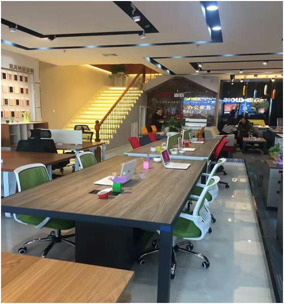 店内设计 店内设计