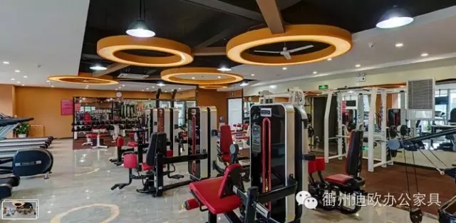 草莓视频污片家具空间