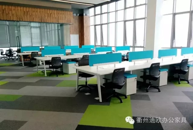 草莓视频污片家具空间