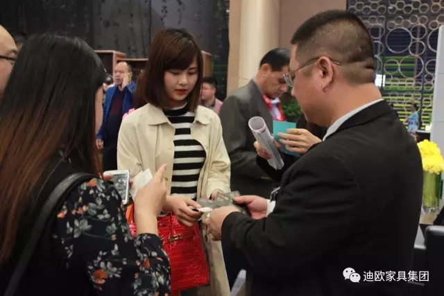 草莓视频污片家具国际范的展馆形象