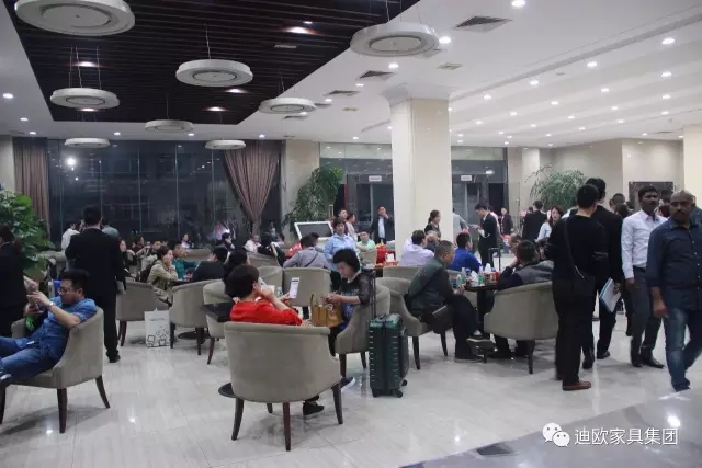 草莓视频污片家具国际范的展馆形象