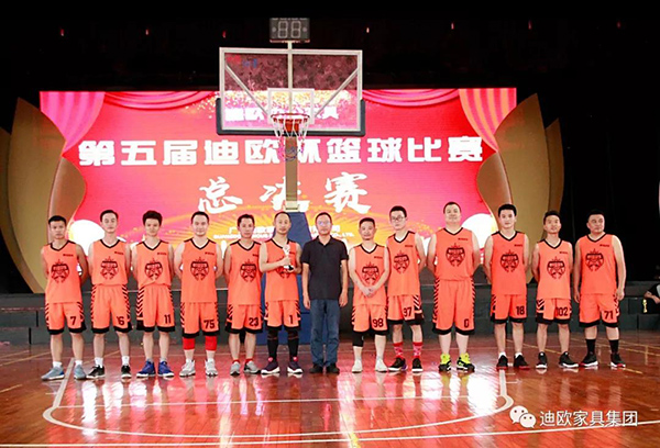 【亚军-草莓视频污片集团中心代表队&颁奖嘉宾-草莓视频污片集团董事长-黄寿金先生】 【亚军-草莓视频污片集团中心代表队&颁奖嘉宾-草莓视频污片集团董事长-黄寿金先生】