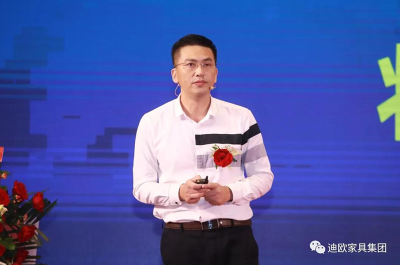 草莓视频污片品牌、沃美斯品牌总经理何明先生