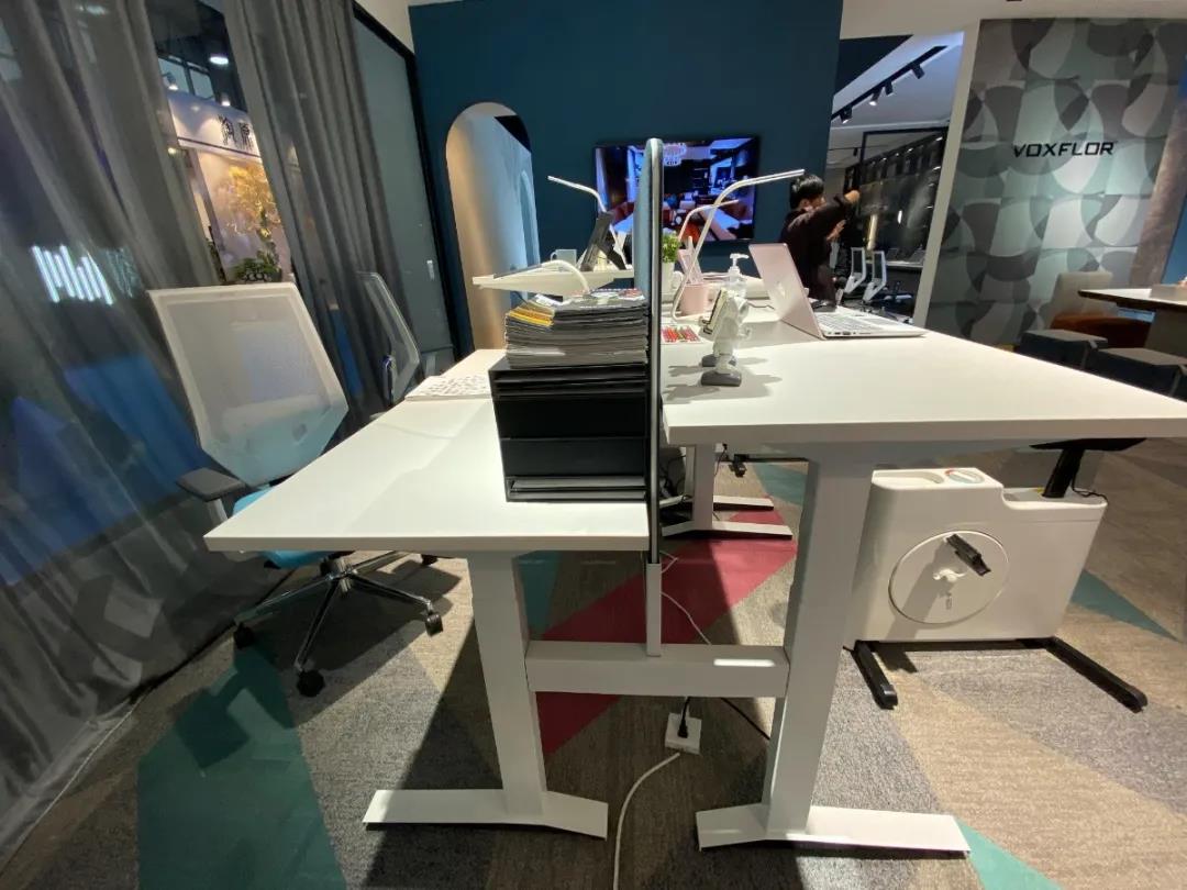 草莓视频污片展厅实拍