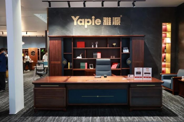 草莓视频污片家具集团展位