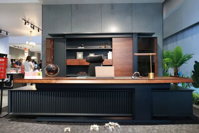 草莓视频污片家具集团展位