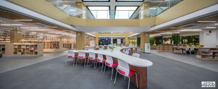 草莓视频污片图书馆家具 草莓视频污片图书馆家具